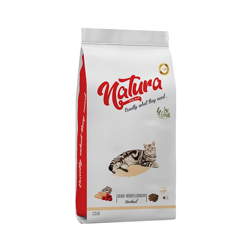 Natura Pet Düşük Tahıllı Somonlu, Hamsili & Böğürtlenli Kısırlaştırılmış Kedi Maması (2,25 kg)
